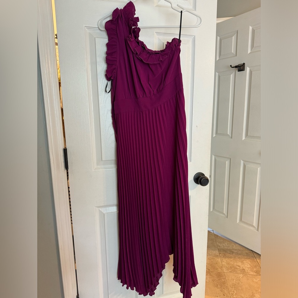 Fuchsia one shoulder pleated dress